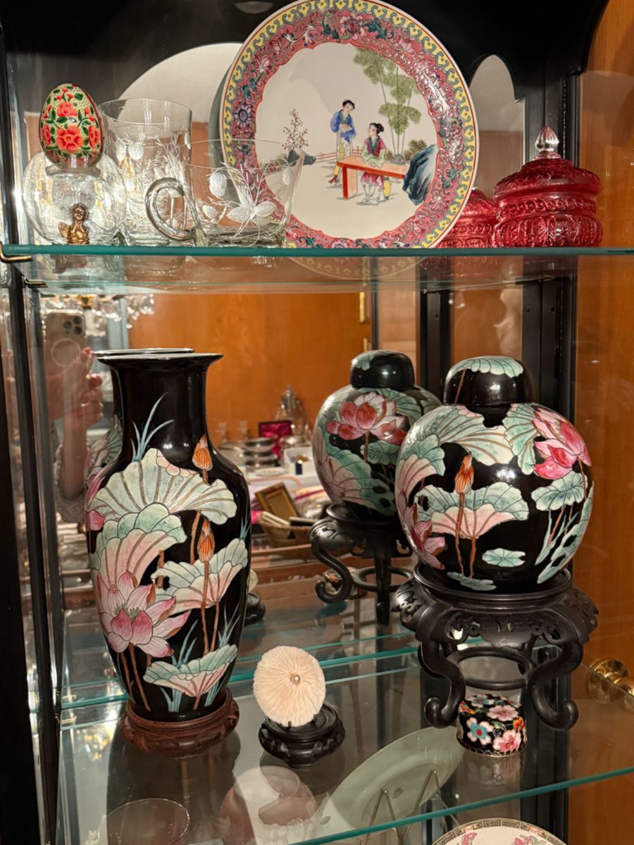 Asian pottery, antique glassware,