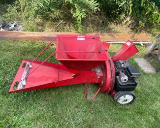 Nice MTD Woodchipper