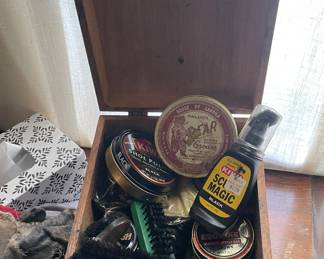 Shoe Shining Kit