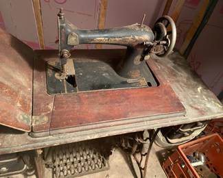 1910 Singer