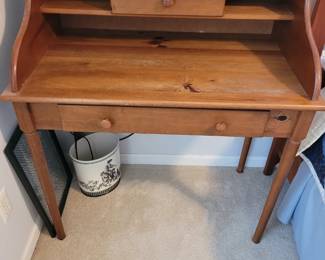 Solid Wood Desk- Perfect for a small bedroom