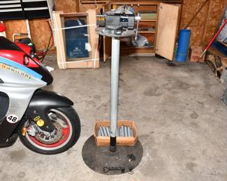 656Garage