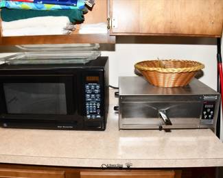585Laundry Room