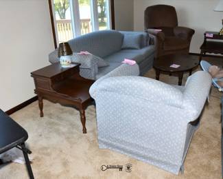 086Living Room