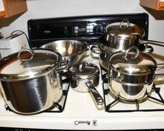 330Second Kitchen
