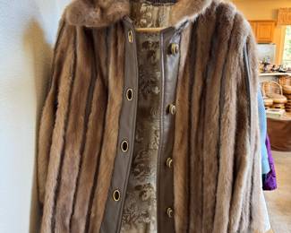 Women's Vintage Clothing