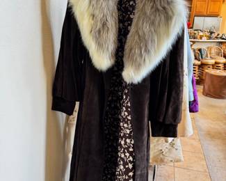 Women's Vintage Clothing