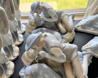 Milger Figurines in Lladro Style