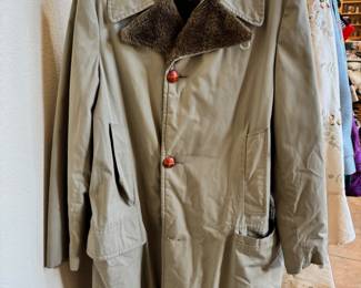 Women's Vintage Clothing