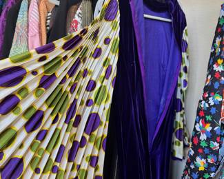 Women's Vintage Clothing