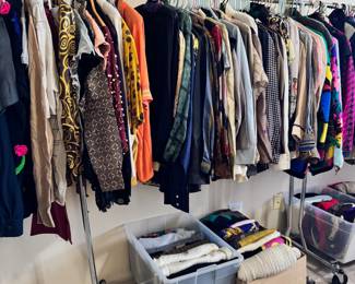 Women's Vintage Clothing