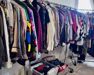 Women's Vintage Clothing