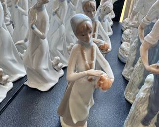 Milger Figurines in Lladro Style