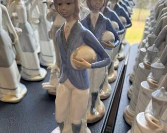 Milger Figurines in Lladro Style