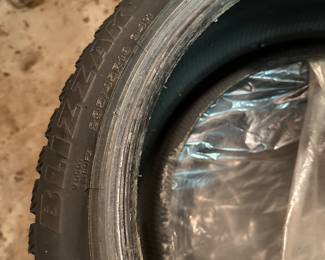 4 Blizzak Tires-235/45 R-18 94H