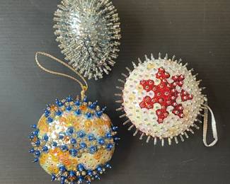 Vtg beaded ornaments
