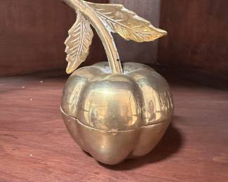 Brass apple