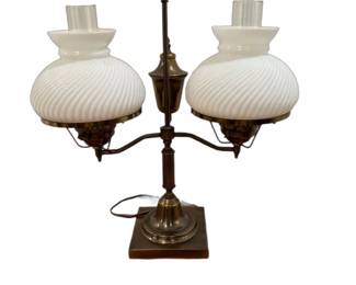 Hobnail Brass lamp
