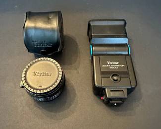 Vivitar lense and flash
