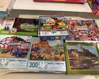 Puzzles boxes