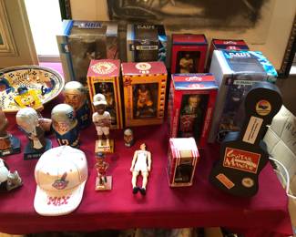 Lebron James bobble heads