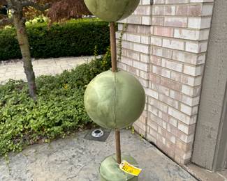 Topiary Form