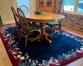 Rug 7' 7"x 10' 10"