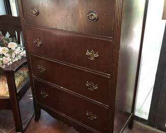 Chest of drawers