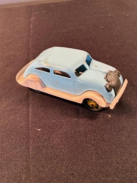 Small arcade style De Soto from the 1930's