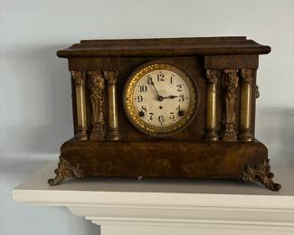 Antique Seth Thomas Adamantine case mantel clock circa 1900