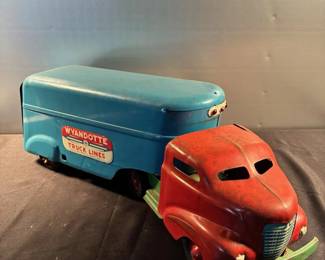 Wyandotte's 1930's truck and trailer