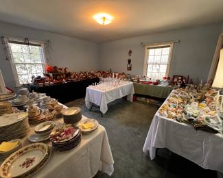 Holiday vintage and antique items.