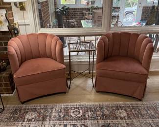 Set of 2 Velour Mauve Club Chairs$350 for the set
Excellent condition
No stains