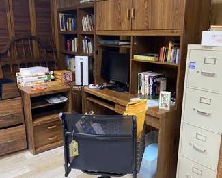 L shaped desk -$25
Mossy Oak office chair - $75!