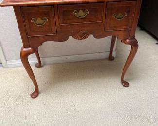 Queen Anne Lowboy TAble