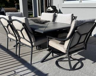 Nice patio table & six chairs