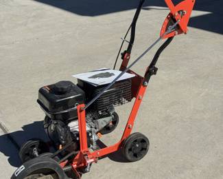DR Lawn & Garden Gas Edger 