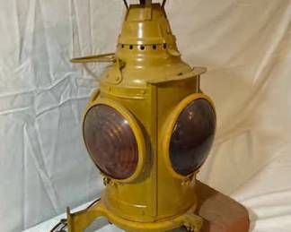 05 Dressel Arlington Railroad Lantern