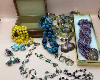 Vintage Jewelry