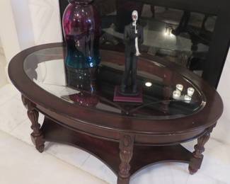 Jazz trumpeter, oval cocktail table