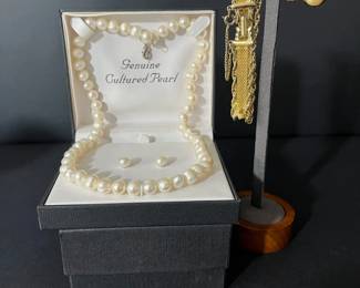 Cultured Pearl Necklace Earrings Set with GoldTone Bracelet and Pearl Drop Earrings