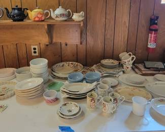 Fun tea pots, dishes, ramikens, bowls, plates - old school vintage items