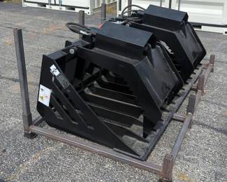 2025 GIYI Skid Steer Rock Grapple Bucket Attachment, Unused 