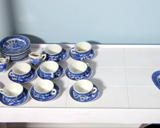 4 pcs. Child’s Japan Blue & White Tea Set

