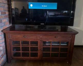 Media Credenza 52 Samsung TV And Media Credenza