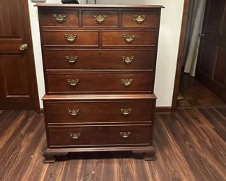 Cratique Chest of Drawers