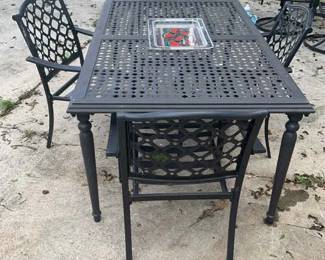 Metal Outdoor Dinner Table With 4 Chairs