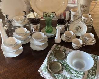 Vintage Pinecone China And More