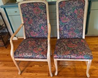 pronto chair company Bloomfield, Michigan. Eight chairs, including two captain chairs.