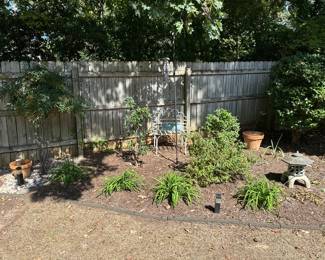 Assorted Outdoor Decor